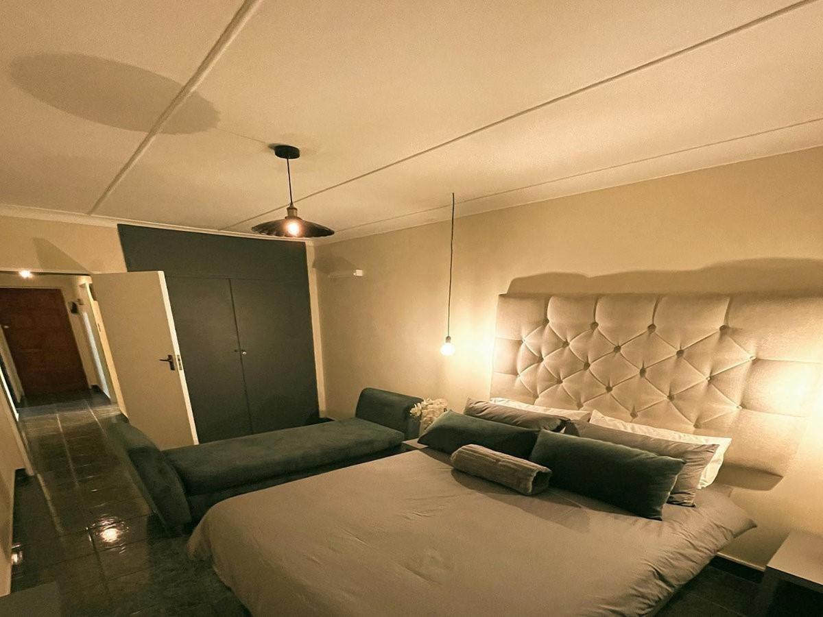 Bri-Shel Manor B&B Хейдельберг Экстерьер фото